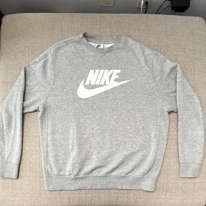 Nike Gray Fleece Crew Neck Sweatshirt Men's M Logo Pullover Long Sleeve